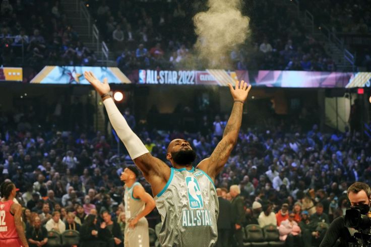 LeBron Was Immediately Up to His Old Tricks in His One-Night Return to&nbsp;Cleveland